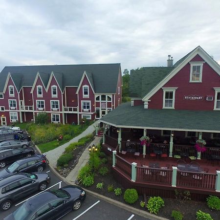 Lynwood Inn Baddeck Inlet Eksteriør bilde