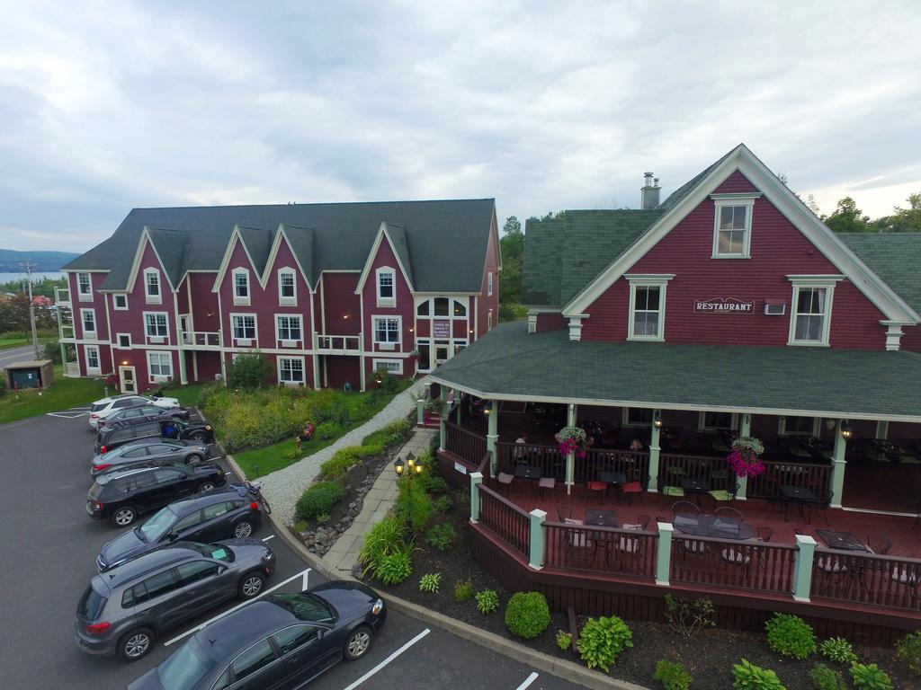 Lynwood Inn Baddeck Inlet Eksteriør bilde