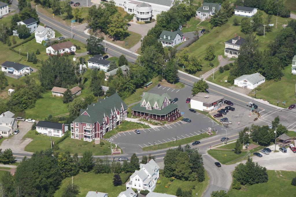 Lynwood Inn Baddeck Inlet Eksteriør bilde